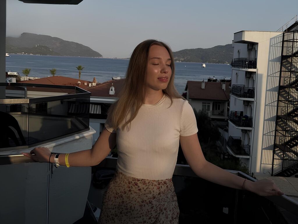 Profile image of AshleyWin
