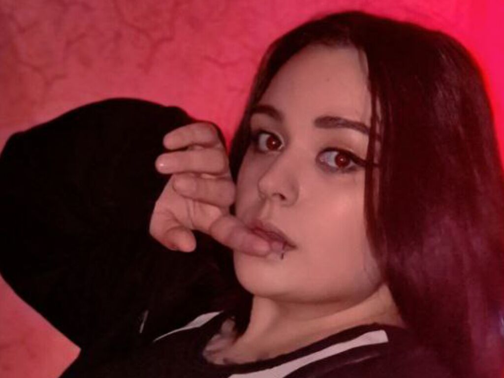 Profile image of MiaRooss